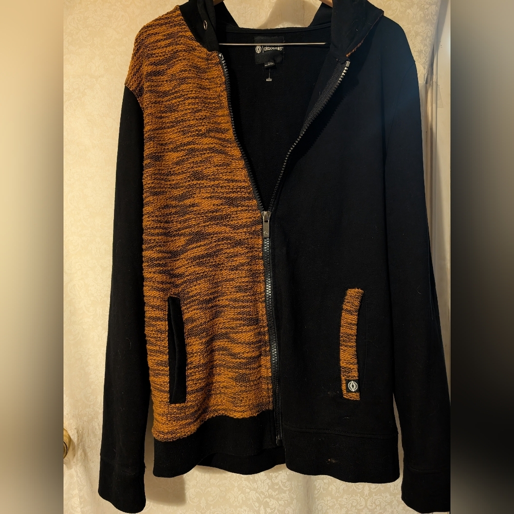 akademiks Mens‎ Hoodie Fleece Knit. Contrast Orange And Black. Large